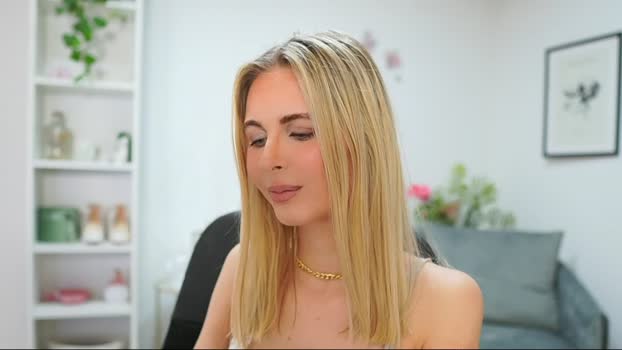 Catecrago_ MyFreeCams Female 04-04-2025