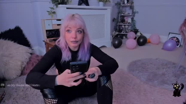 LunaWolfie MyFreeCams Female 04-04-2025