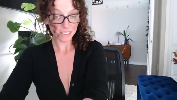 Sarah_Stark MyFreeCams Female 04-04-2025