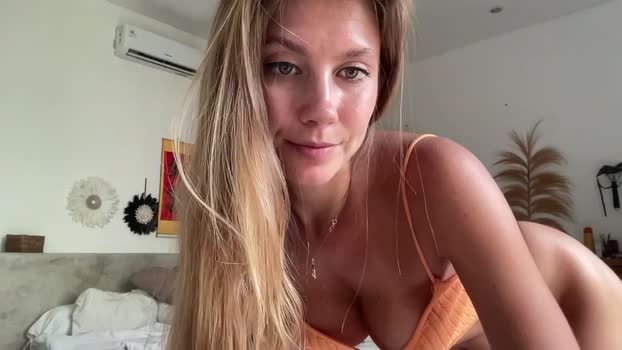 SurfGirls MyFreeCams Female 04-04-2025