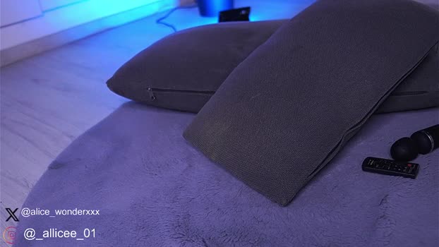 VanesaSimon MyFreeCams Female 04-04-2025