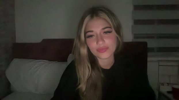 realchrissyxx Chaturbate Female 04-04-2025