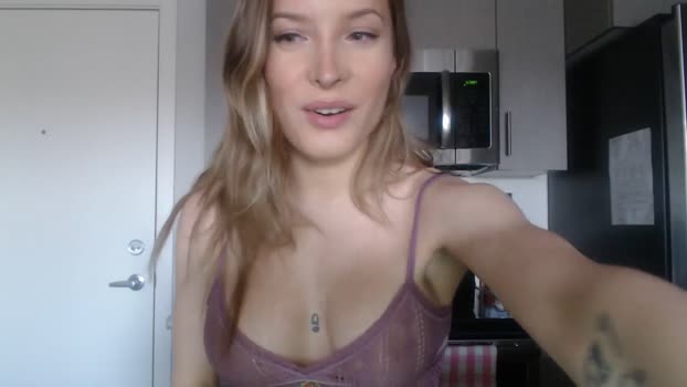 AlexisWildest MyFreeCams Female 04-04-2025