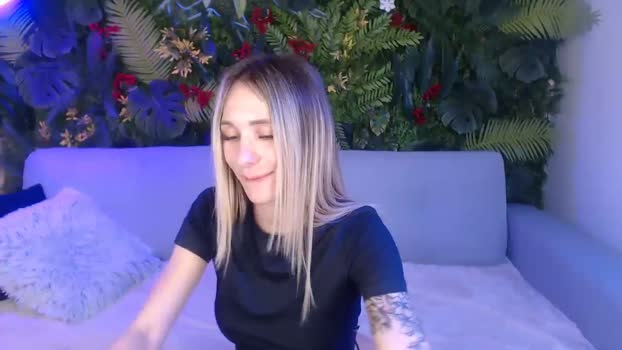 Horny_Blond MyFreeCams Female 05-04-2025