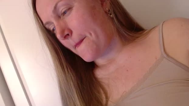 JustLily MyFreeCams Female 04-04-2025