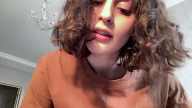 wonderland_stia Chaturbate Female 05-04-2025