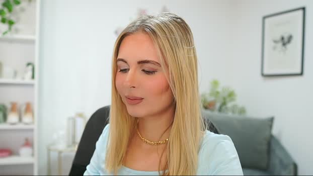 Catecrago_ MyFreeCams Female 06-04-2025