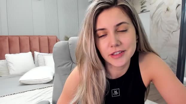 NellieCutest MyFreeCams Female 05-04-2025