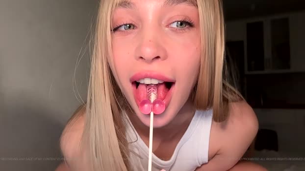 cutieeeeva Chaturbate Female 06-04-2025