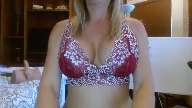 Autumn_Blonde MyFreeCams Female 07-04-2025