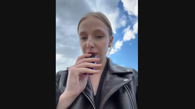 CaseyStar StripChat Female 07-04-2025