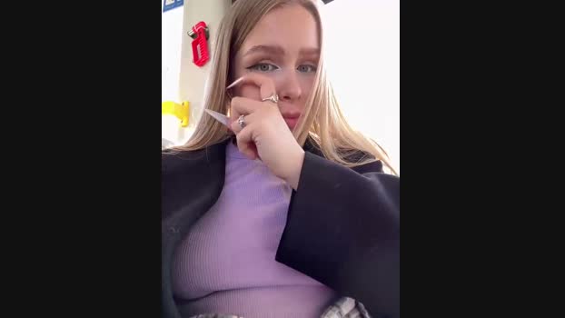 Liza_risky StripChat Female 07-04-2025