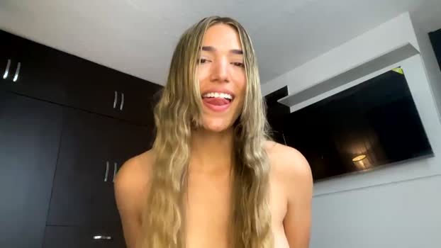 Missbaby8 MyFreeCams Female 07-04-2025