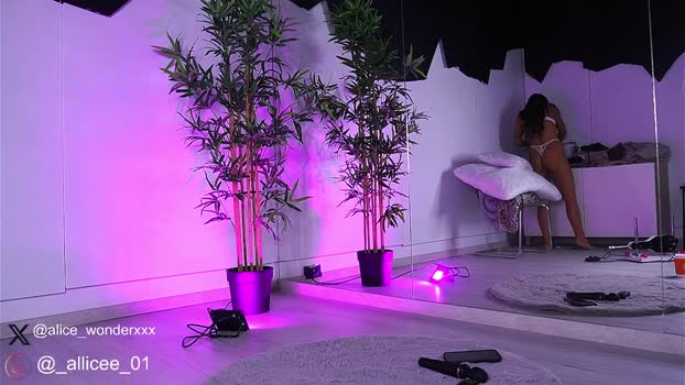 VanesaSimon MyFreeCams Female 07-04-2025