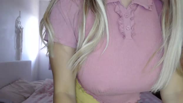 BritishGirl MyFreeCams Female 07-04-2025