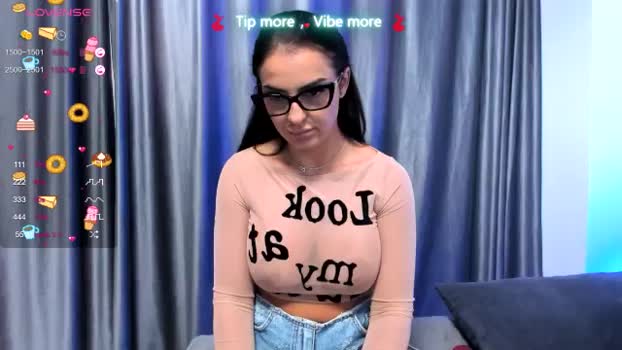 LindsayDee MyFreeCams Female 08-04-2025