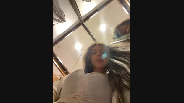 MilaBee StripChat Female 08-04-2025