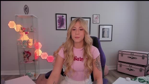 Mochi MyFreeCams Female 07-04-2025