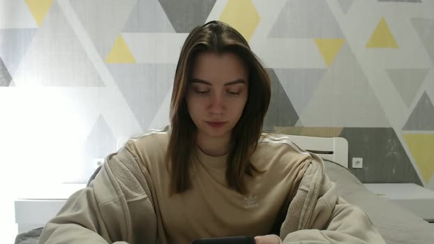 Sulfate0 MyFreeCams Female 08-04-2025