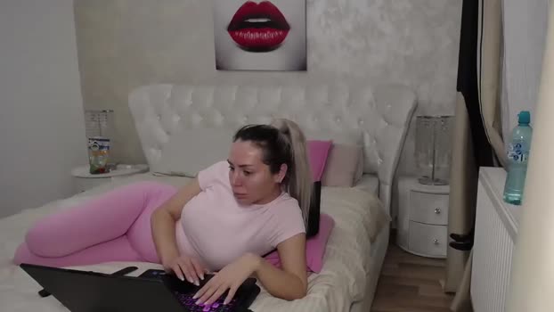 BlondeeFairy MyFreeCams Female 08-04-2025