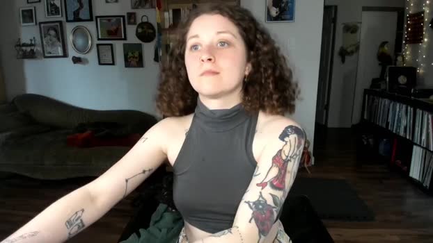 peachyqueen_ MyFreeCams Female 08-04-2025