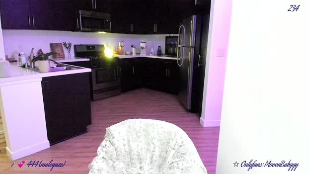 vroom MyFreeCams Female 09-04-2025