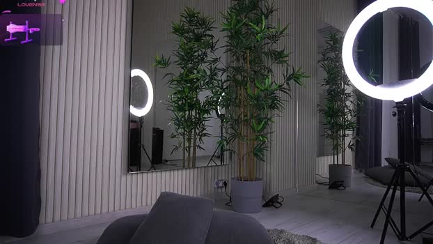 AbbelaWhite MyFreeCams Female 10-04-2025