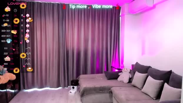 LindsayDee MyFreeCams Female 10-04-2025