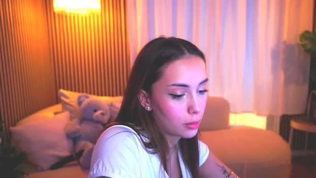 Naomii18 MyFreeCams Female 10-04-2025