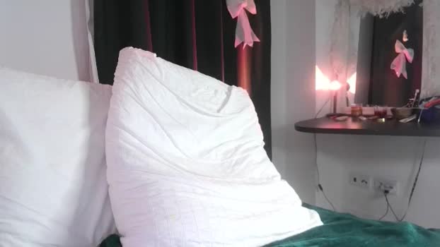 Petal___ MyFreeCams Female 09-04-2025