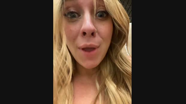 Sweet___Emily StripChat Female 10-04-2025