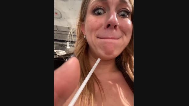 Sweet___Emily StripChat Female 10-04-2025