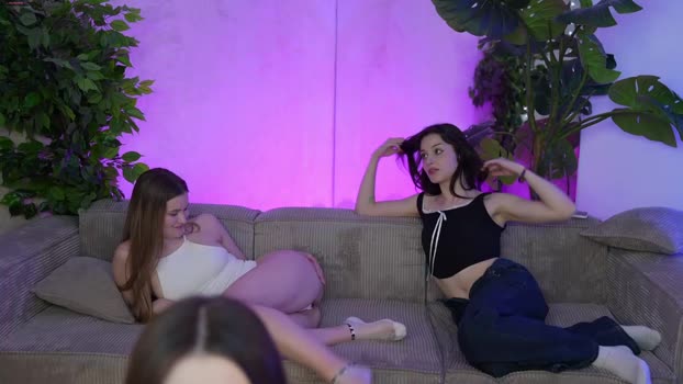 bright_diamonds_054 Chaturbate Couple 09-04-2025