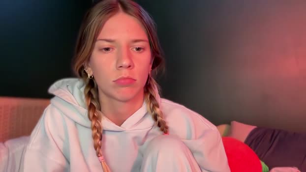 oliviahansleyy Chaturbate Female 09-04-2025