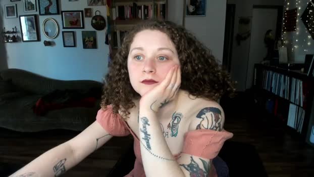 peachyqueen_ MyFreeCams Female 09-04-2025