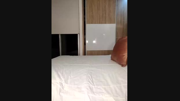 Vanerubio StripChat Female 11-04-2025