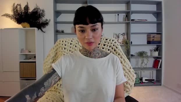 Ysabeau MyFreeCams Female 11-04-2025