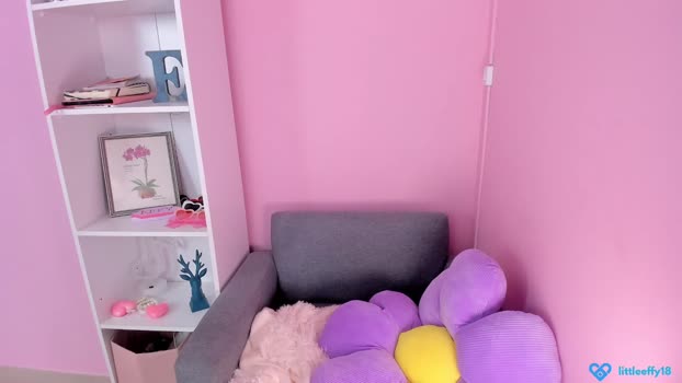 little_effy18_ Chaturbate Female 11-04-2025