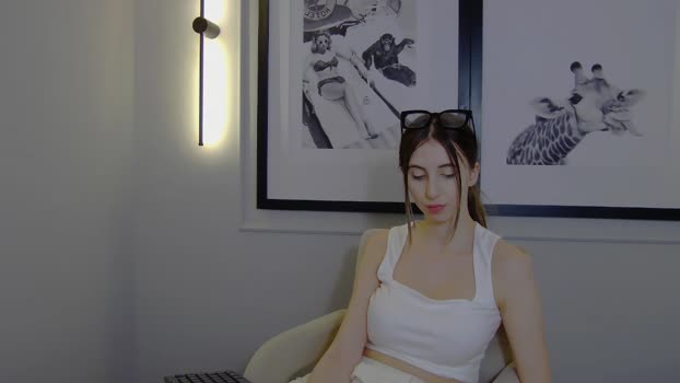 Artemiss MyFreeCams Female 11-04-2025