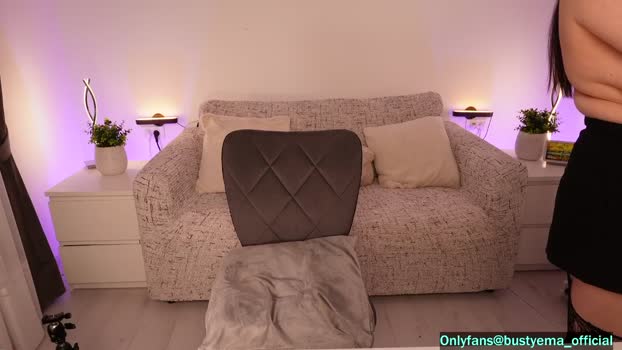 BUSTY_EMA MyFreeCams Female 12-04-2025