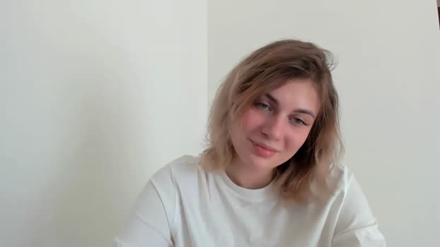 EarlyyBird MyFreeCams Female 12-04-2025