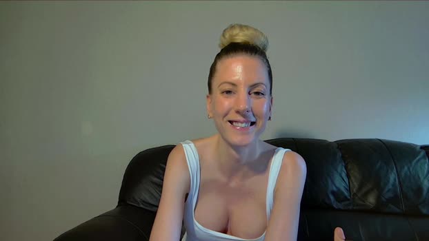 Helenadoll MyFreeCams Female 11-04-2025