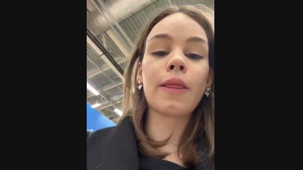 Street_young StripChat Female 11-04-2025