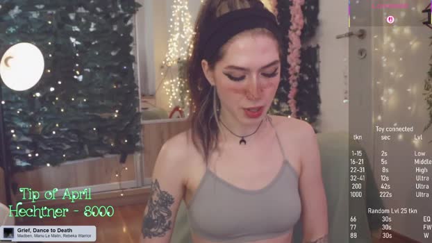 Virtual_Wafu MyFreeCams Female 12-04-2025