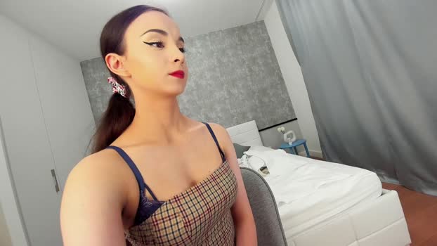 ehotlovea Chaturbate Female 12-04-2025