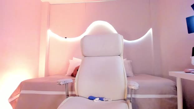 lm_kloeeh Chaturbate Female 12-04-2025