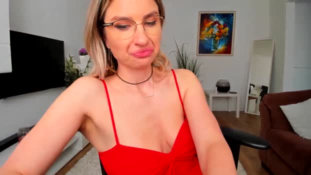 AlyMiss MyFreeCams Female 14-04-2025