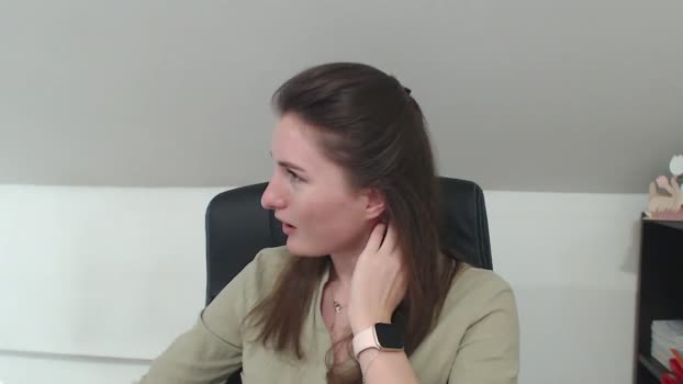 EmilysBack MyFreeCams Female 14-04-2025