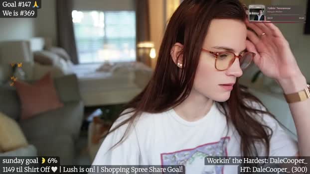 Gia_Hill MyFreeCams Female 14-04-2025