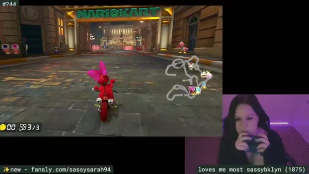 SassySarah94 MyFreeCams Female 14-04-2025